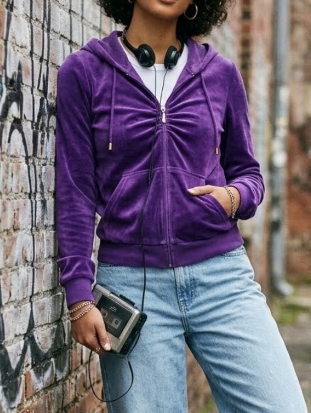 Vintage Saks Purple Velour Hooded Zip-Up Hoodie Vintage 90s/Y2K Size L Velvet M